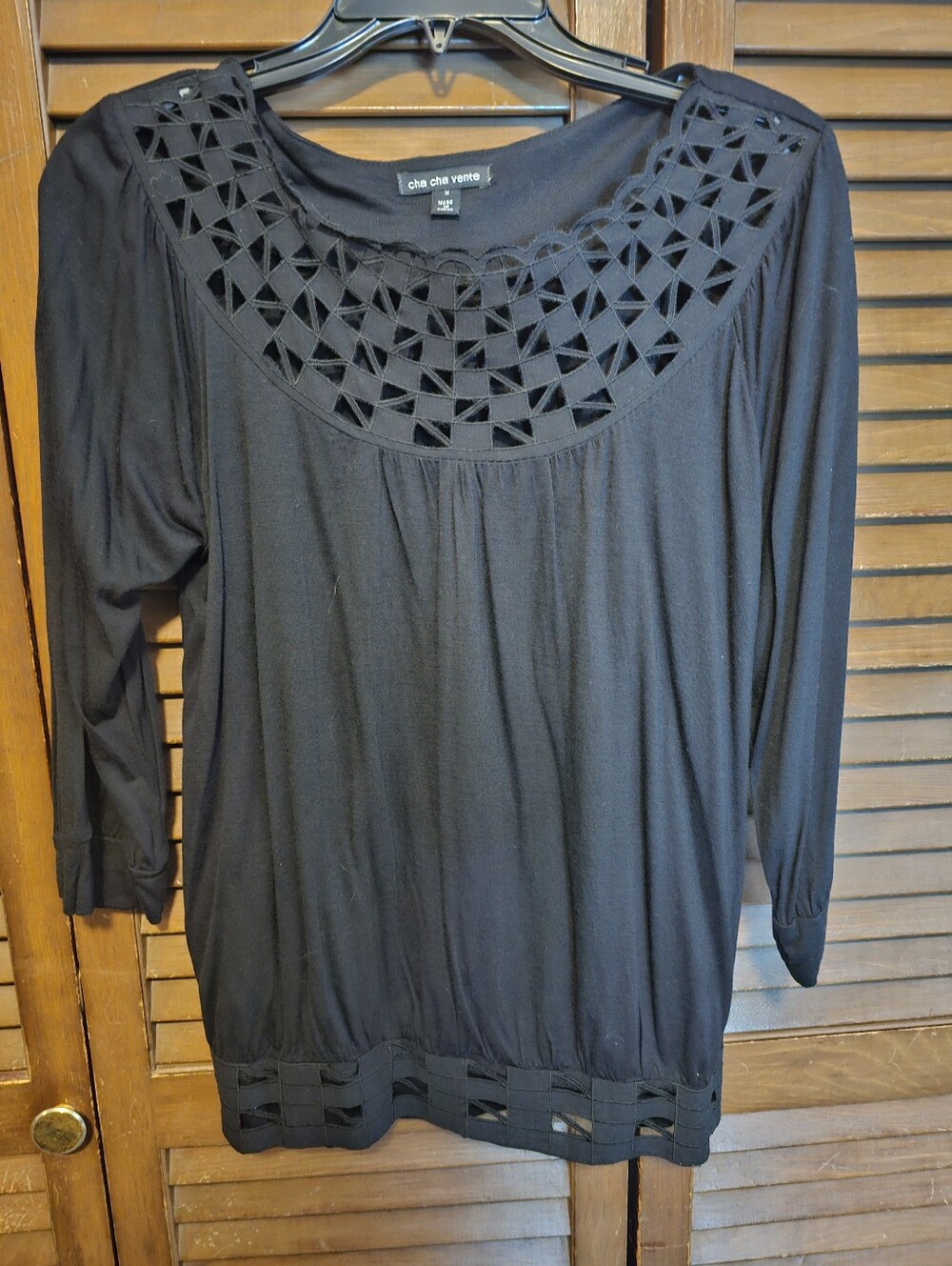 Cha Cha Vente Black Lattice Cut-Out Top — Size Medium